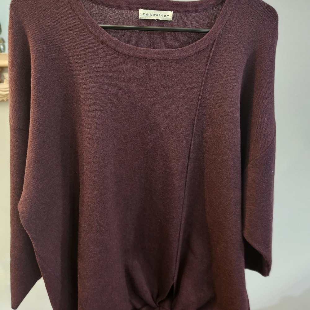Retrology Brand Women's Elegant Crew Neck Sweater - Deep Purple